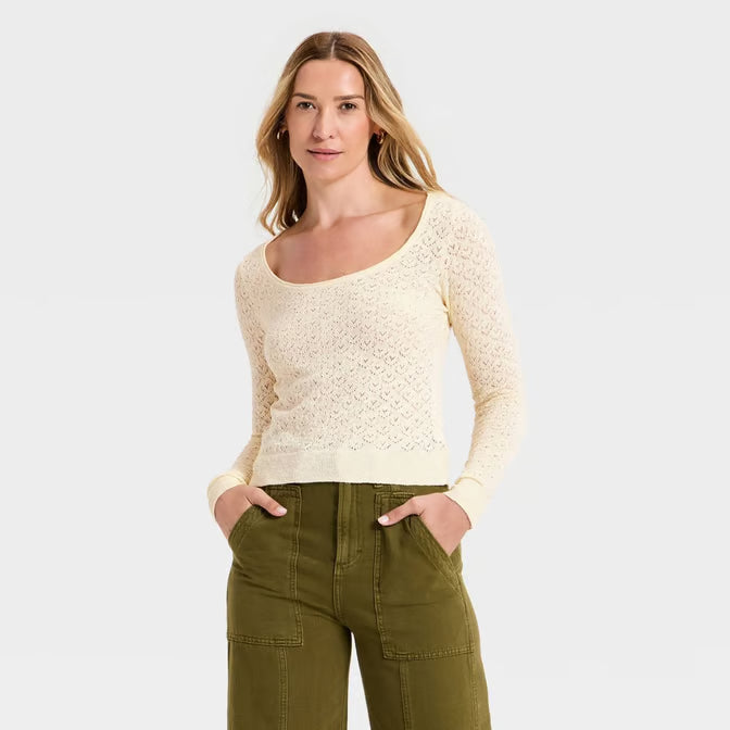 Women's Scoop Neck Pullover Sweater Cream