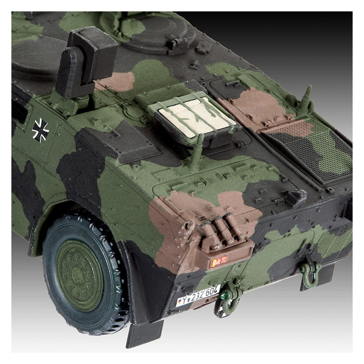 Revell Spahwagen Recon Vehicle Fennek Tank Kit