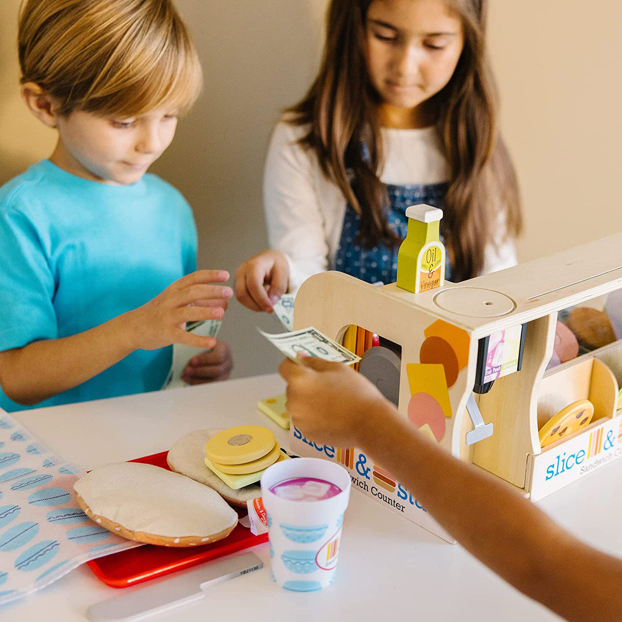 Melissa & Doug Wooden Slice & Stack Sandwich Counter