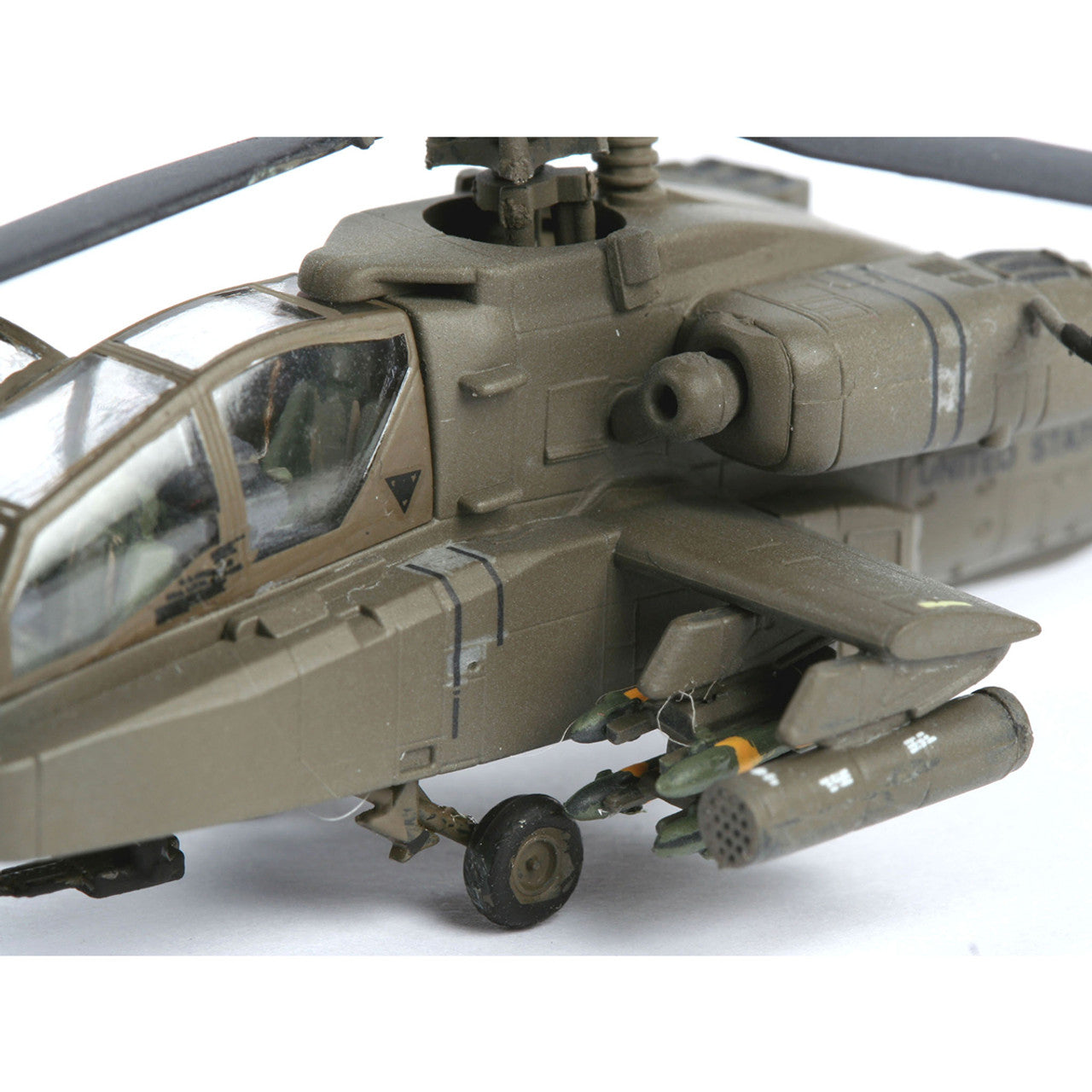 Revell AH-64D Longbow Apache Helicopter Plastic Model Kit
