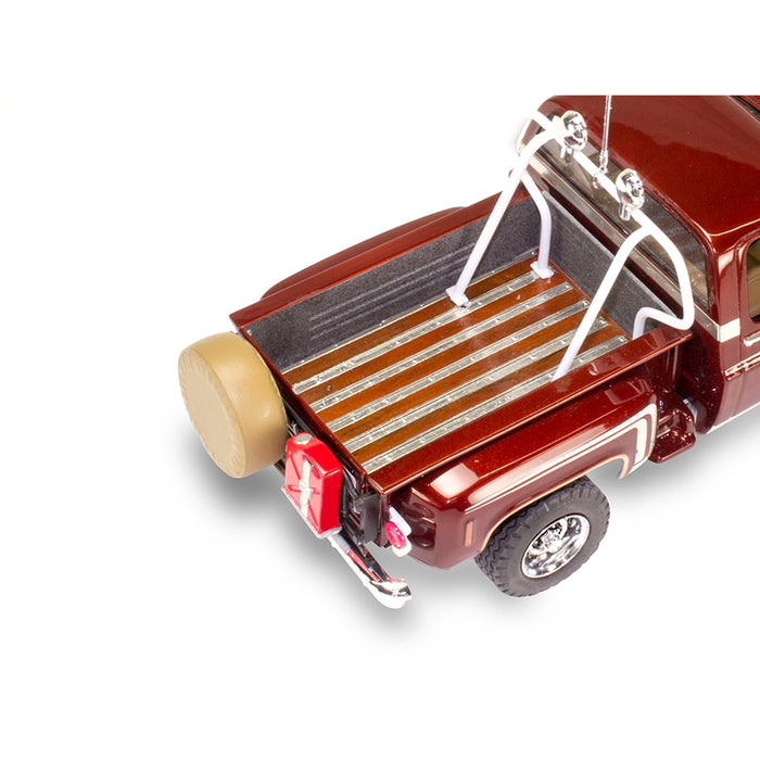 Revell 1976 Chevy Sport Stepside Pickup 4X4 Model Kit 85-4486