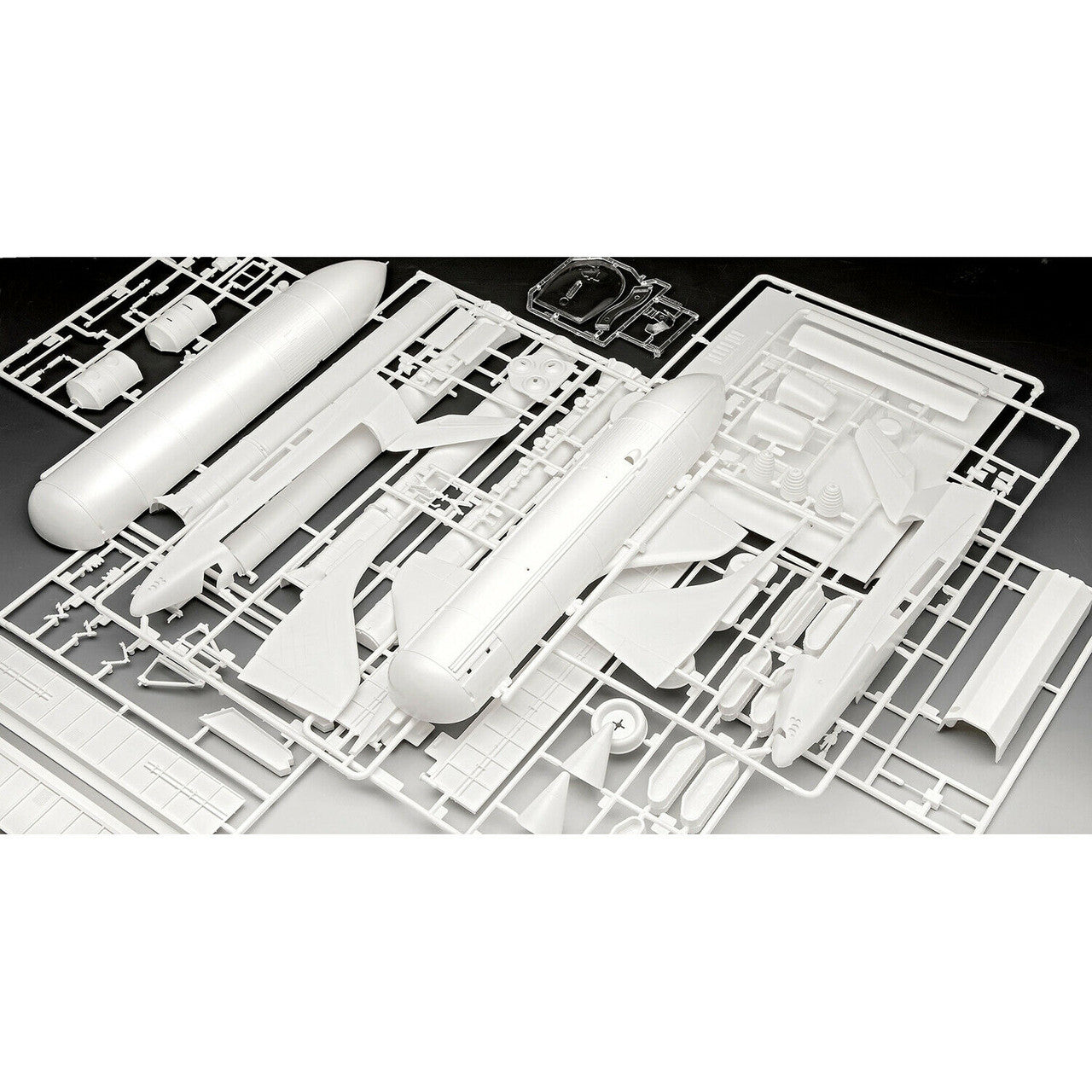 Revell 40th Anniversary Space Shuttle with Booster Rockets 05674