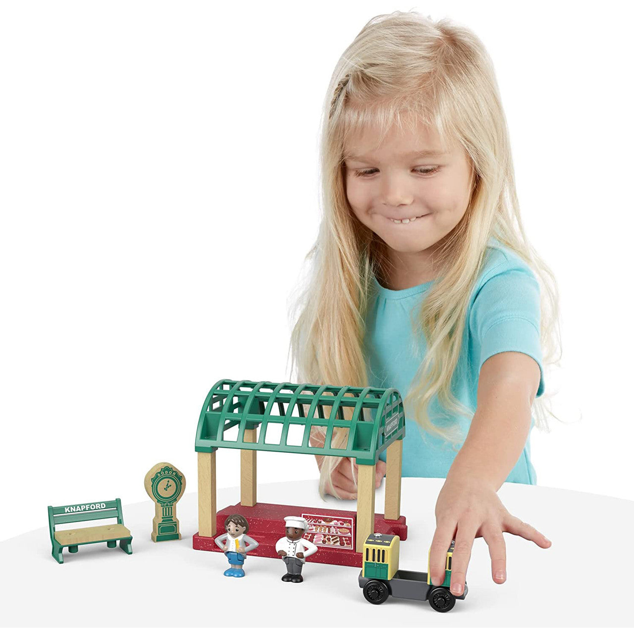 Thomas & Friends Wooden Railway Knapford Train Station